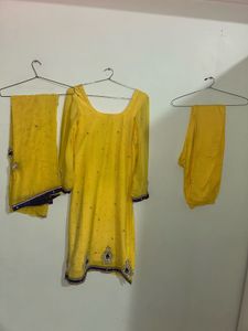 Yellow Indian Salwar Kameez