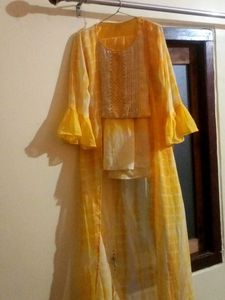 Elegant Yellow Kurta Set