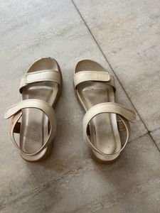 Metro Beige Sandals