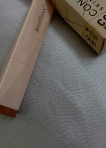 Two Highlighters Of Mac And 1 Concealer Stick