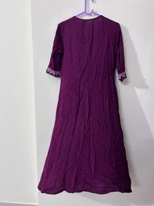 Elegant Purple Embroidered long Kurta size M
