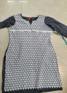 Women&#39;s Kurti.Size 40.Length 35.