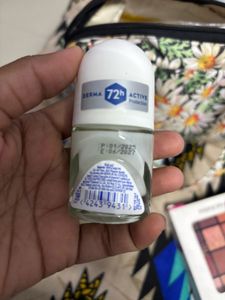 Nivea Natural Glow Deodorant
