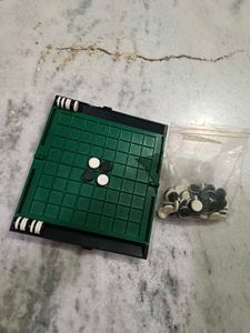 Funskool Travel Othello Board Game