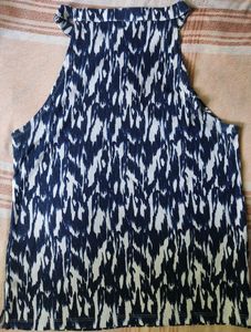 Sleeveless Top