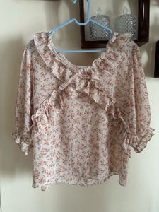 Floral Ruffle Blouse