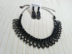 Elegant Black Necklace &amp; Earring Set