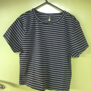 Women Stripes Top / Tee