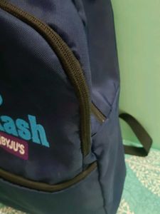Aakash Institute Bag For Neet Dropper