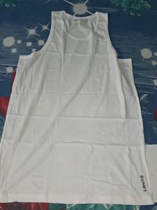 Levi's Brand New Vests Pack Of 3 Brannew