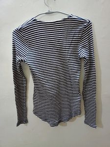 Striped Deep-neck Sweatshirt/Top