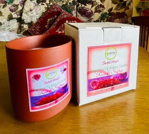 Arphibo Sweet Heart Rose &amp; Saffron Candle