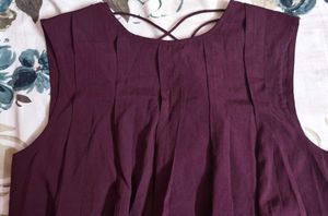 Marron Sleeveless Top With Beautiful Back Details