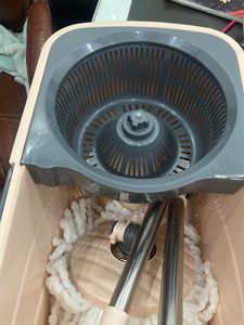 New Damaged Mop Bucket With Refil