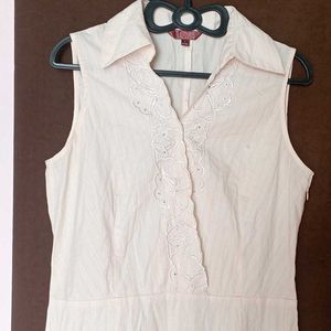 Some Body V-neck with embroidered Stylish Dress