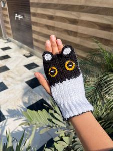 Crochet Micky Mouse Gloves