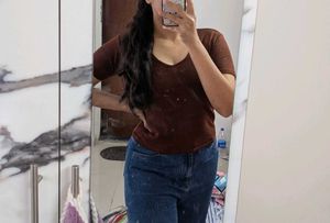 Brown V-Neck Short Sleeve Top