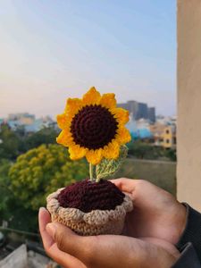 Crochet Sunflower Pot