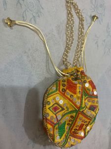 Multicolour Potli