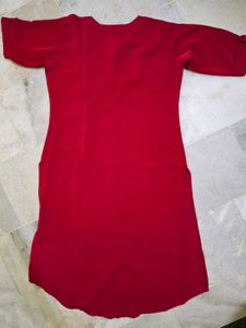 Elegant Red 3/4 Sleeve Tunic Top