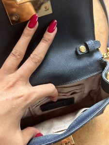 Authentic Michael Kors Sling Bag ✨