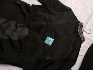 🤌✨Elegant Black Shrug✨🤌