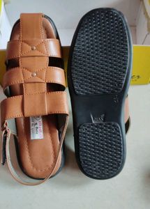 Men&#39;s Brown Sandals