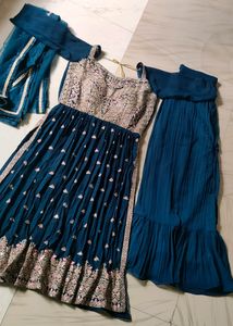 Naira Cut Suit Set