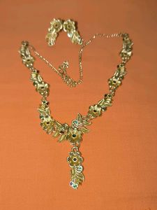 Floral Gold-Tone Necklace &amp; Earring Set