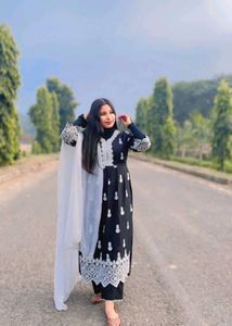 Beautiful Women Kurta Set 🌺