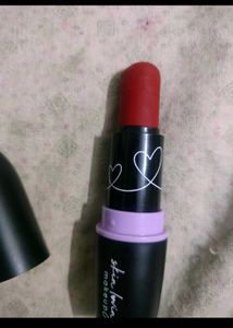 Plum Lipstick + 1 pearl stud earring free