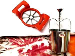 Medu Vada Maker And Apple Slicer