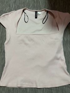 HnM Cap Sleeved Top With A Square Neckline