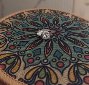 Sparkling Silver Ring