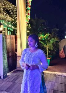 Elegant White Floral Kurta