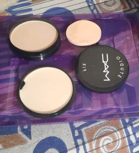 MAC Compact With Two Different And Beautiful Shade