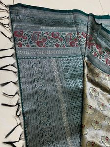 Pattu Banarsi Saree
