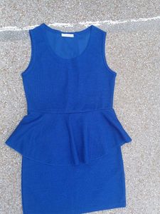 A Cute Blue Drees For Girls Of 12 Or 13 Years