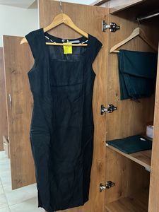 Elegant Black Dress