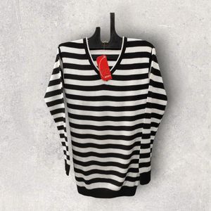 Black And White Stripped Woolen T-shirt