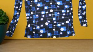 RF159 Size-32 Patterned Crop Top