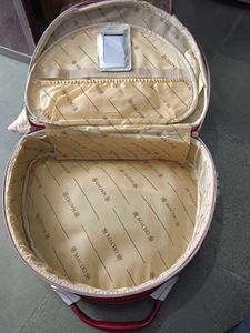 Cosmetic bag