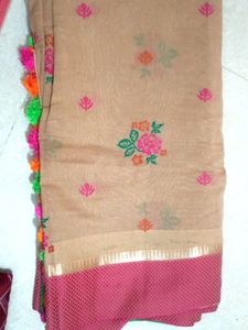 Floral Print Saree with Tassels