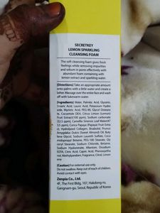 Lemon Sparkling Cleansing Foam