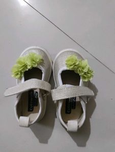 Golden Shoes With Floral Applique
