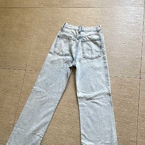 Light Wash Wide Leg Jeans