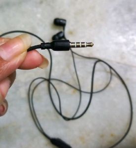 Brand New Earphones (3.5mm)
