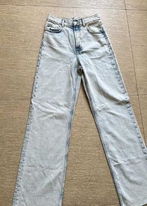 Light Wash Wide Leg Jeans
