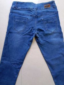 Denim Stretchable Jeans For Women 🎀