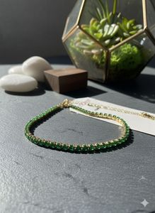 Premium Anti-Tarnish Gold and emerald Bracelet | W